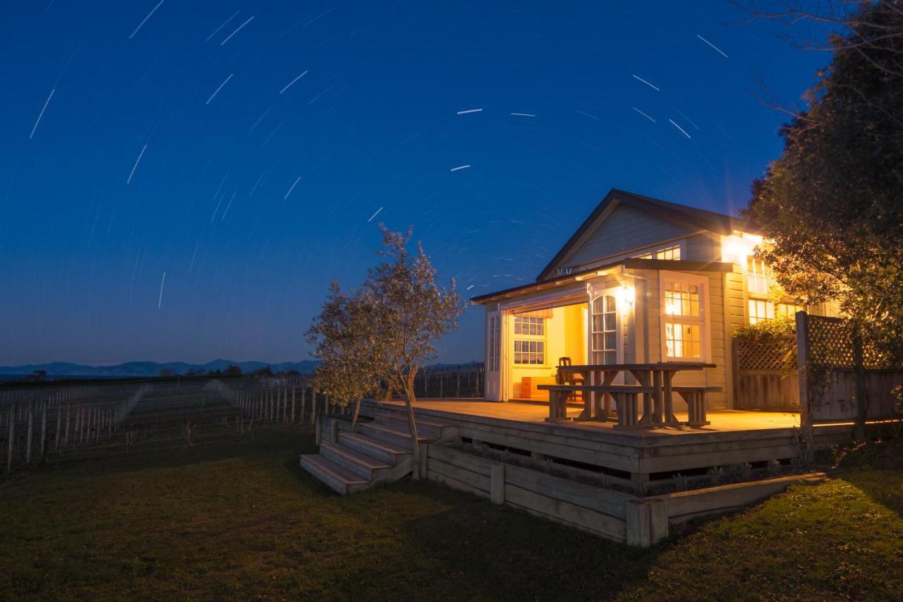 Kina Beach Cottages Tasman Exterior photo